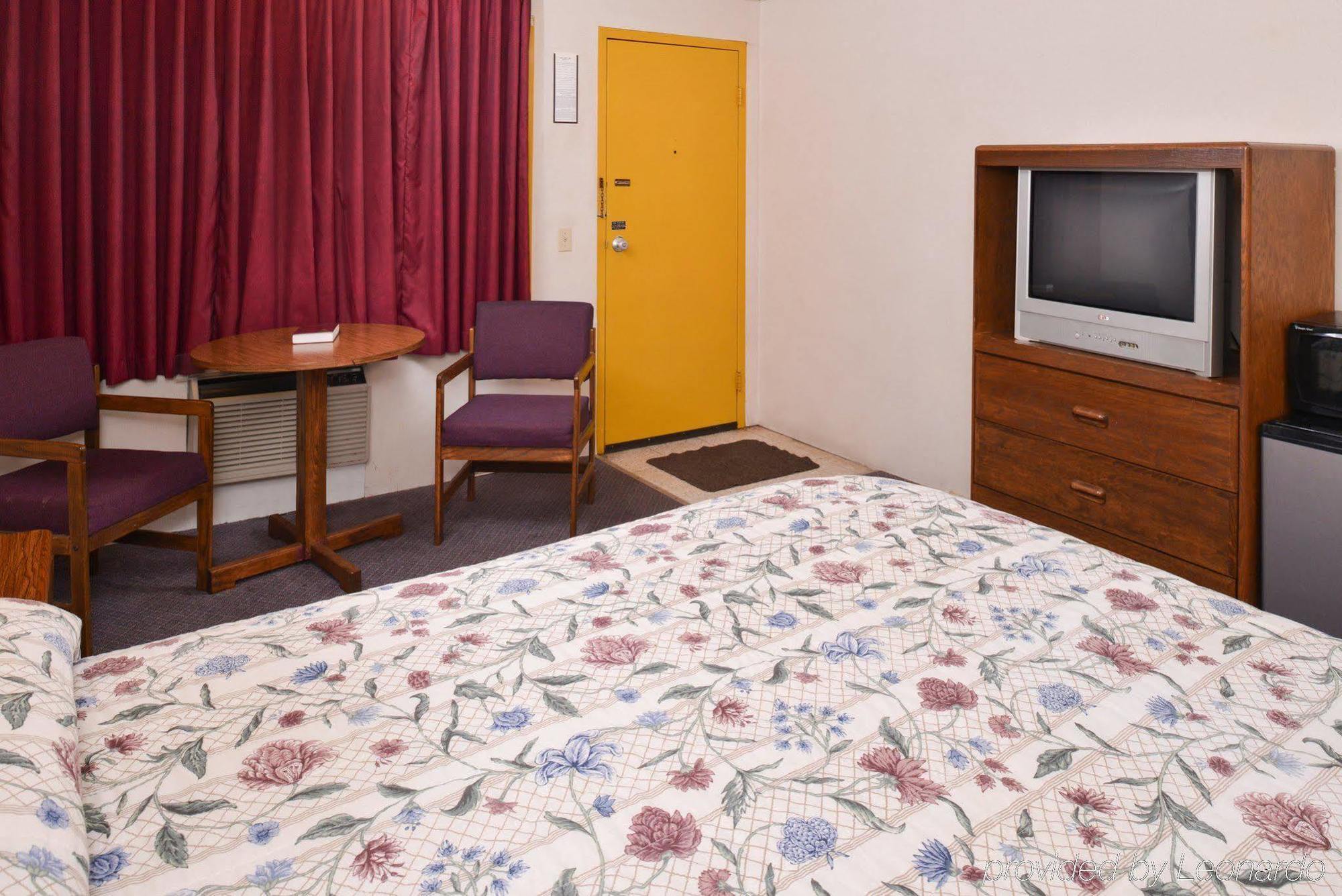 Red Carpet Inn North East Luaran gambar