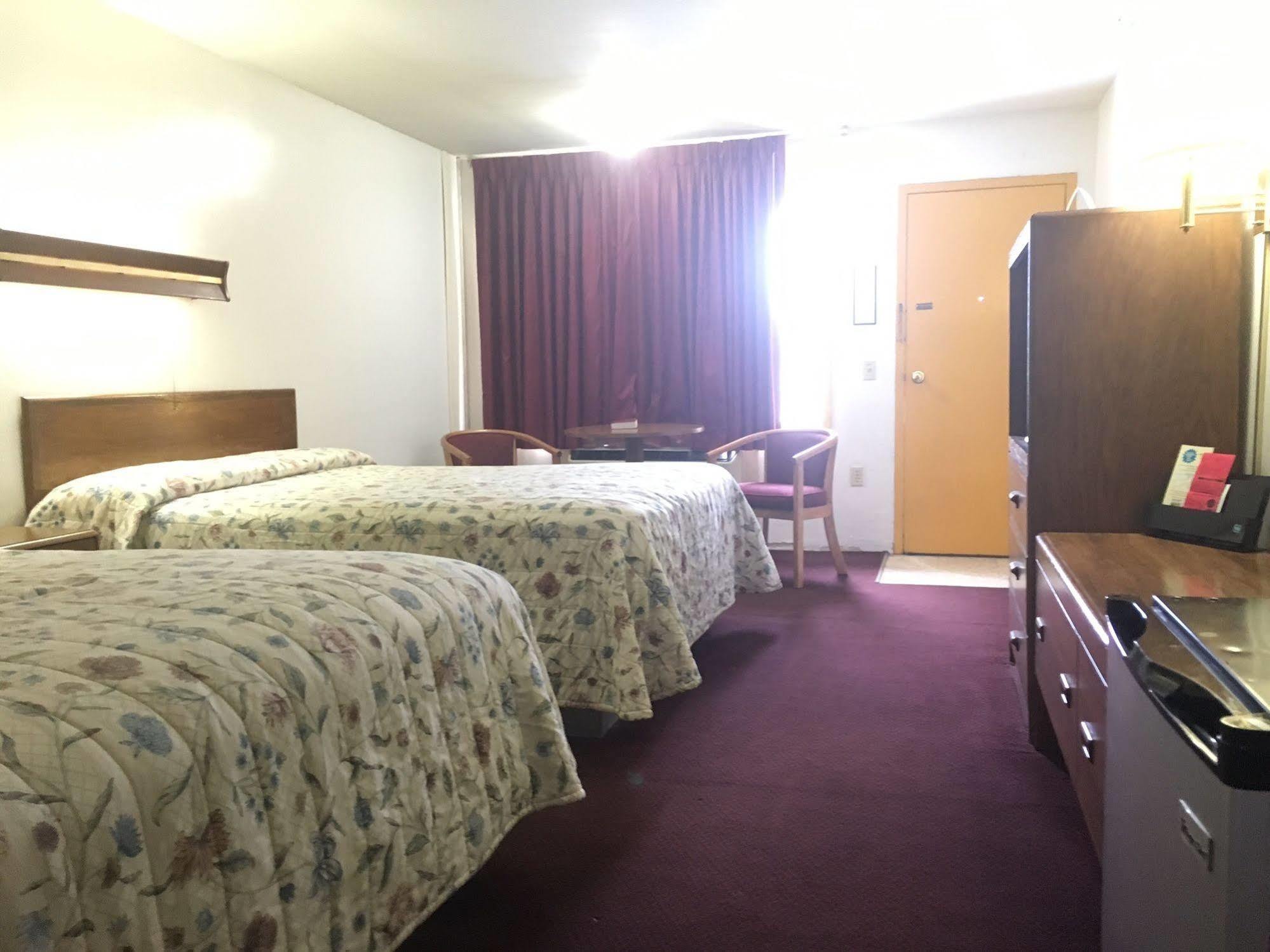 Red Carpet Inn North East Luaran gambar