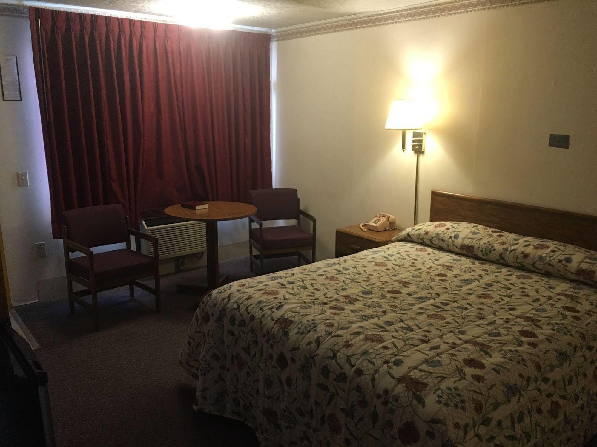 Red Carpet Inn North East Luaran gambar